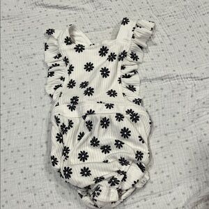 Cat & Jack Floral Ruffle Bodysuit - Black and White